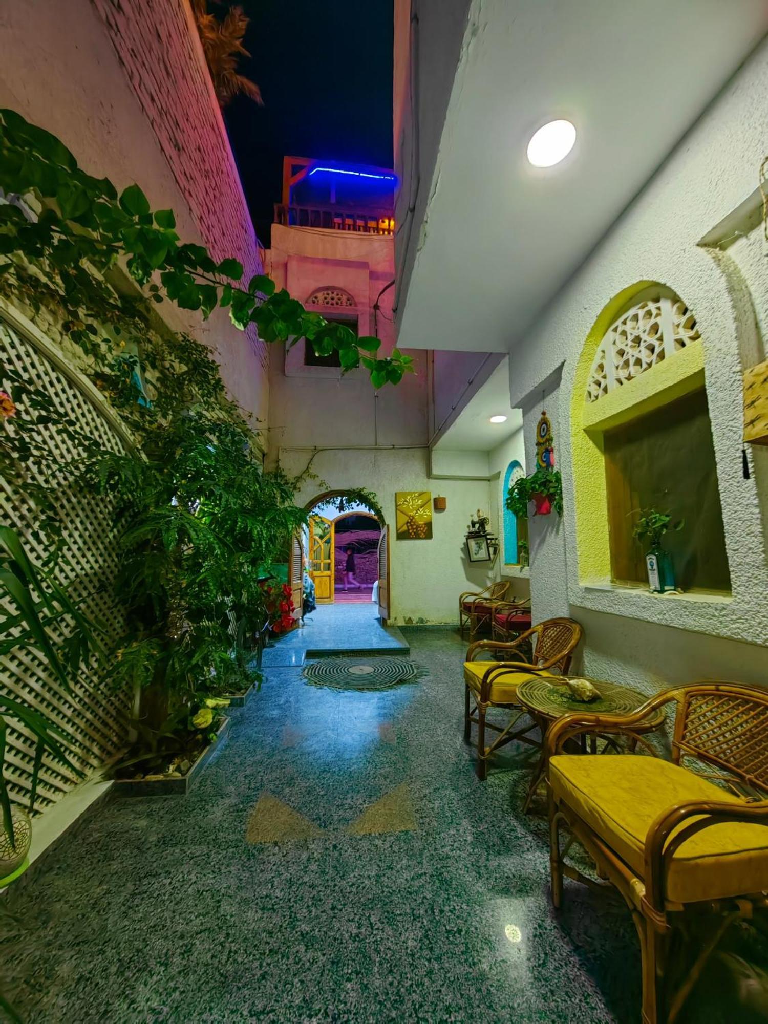 Gina Motel Νταχάμπ Εξωτερικό φωτογραφία