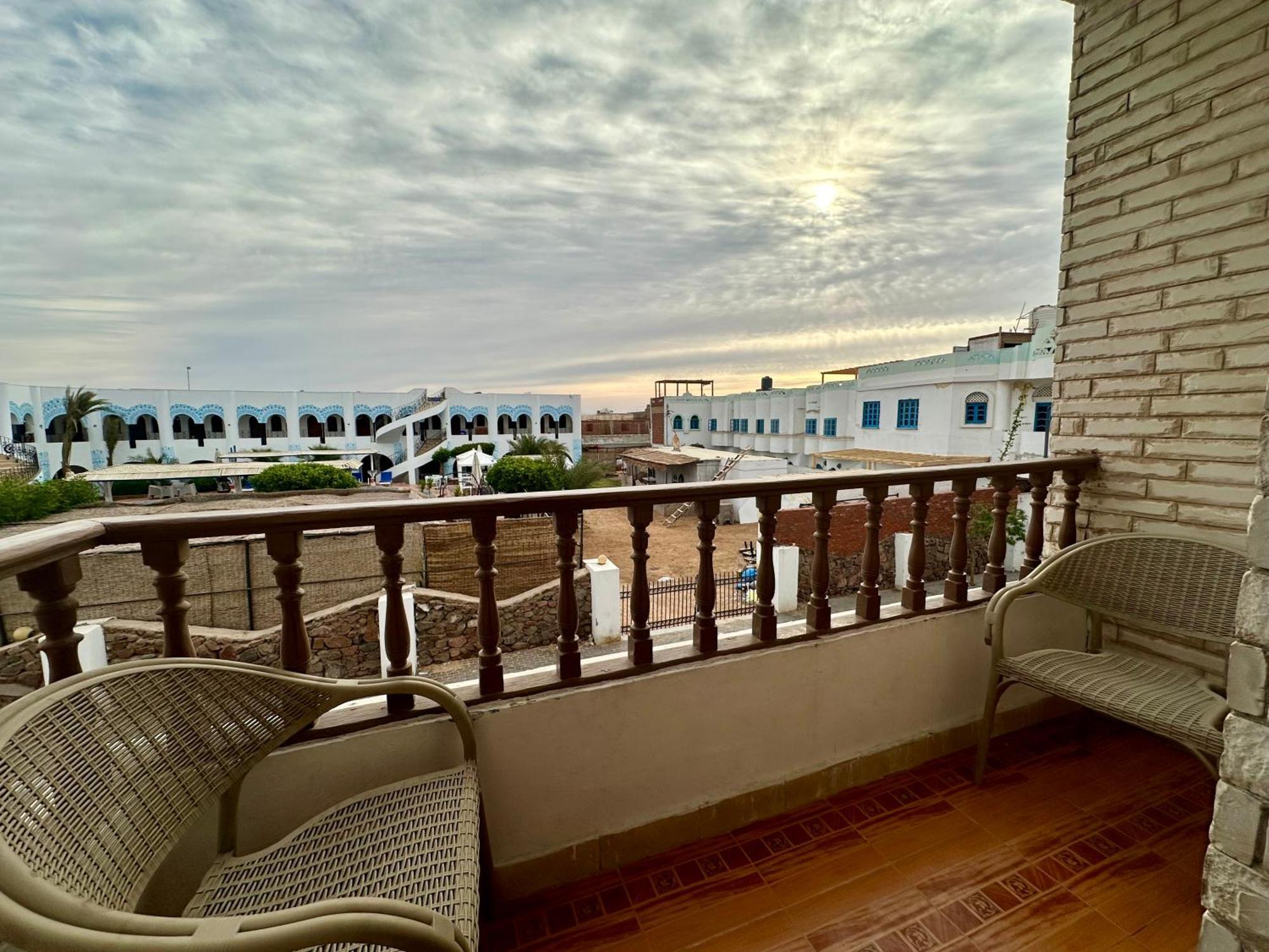 Gina Motel Νταχάμπ Εξωτερικό φωτογραφία